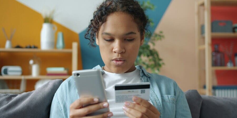 【嗅覚マーケティング】EC・DMの弱点解消！香りを届ける新戦略